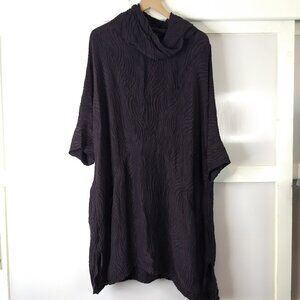 Grizas Black Textured Cowl Neck Lagenlook Dress Size Medium Avant Garde Art